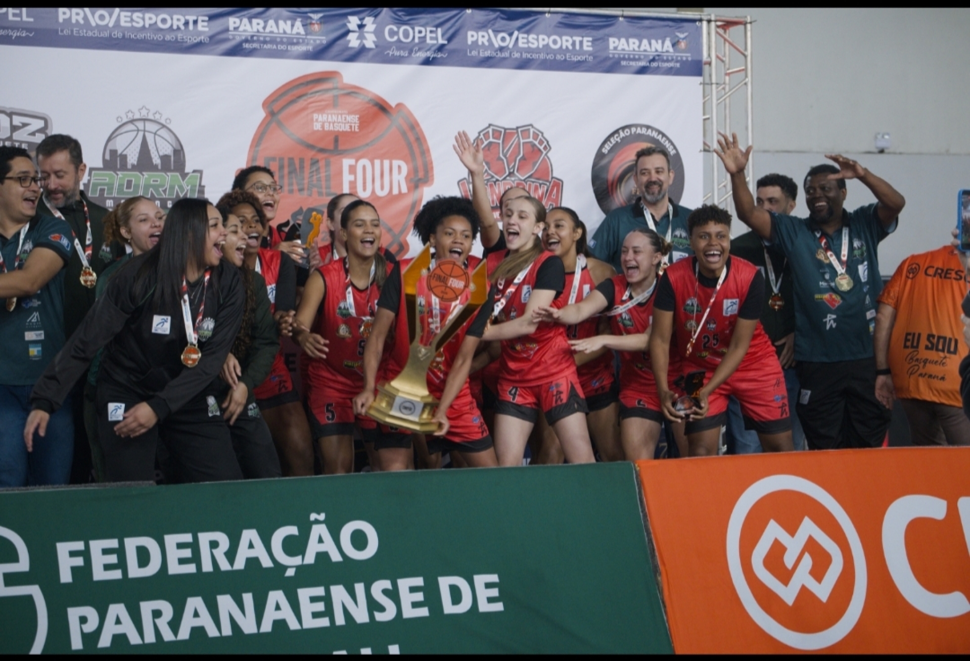 TRI CAMPEÃO PARANAENSE FEMININO